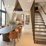 Apartment Droomsuites Texel 6 Personen By Droomvilla Den Burg